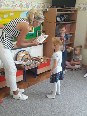 Grafika #39: Zakończenie zajęć kółka tanecznego "Tańczące Brzdące" w gr.II prowadzonych przez panią Annę Iwicką