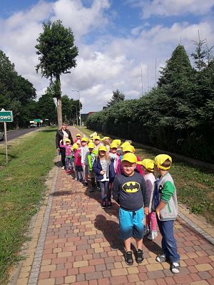 Grafika #10: 14.06.2018 Wizyta w sklepie odzieżowym u mamy Nikoli