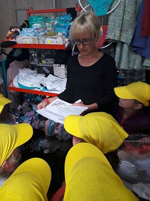 Grafika #13: 14.06.2018 Wizyta w sklepie odzieżowym u mamy Nikoli