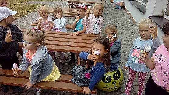 Grafika #15: 04.06.2018 Dzień Dziecka gr.I i II cz.II