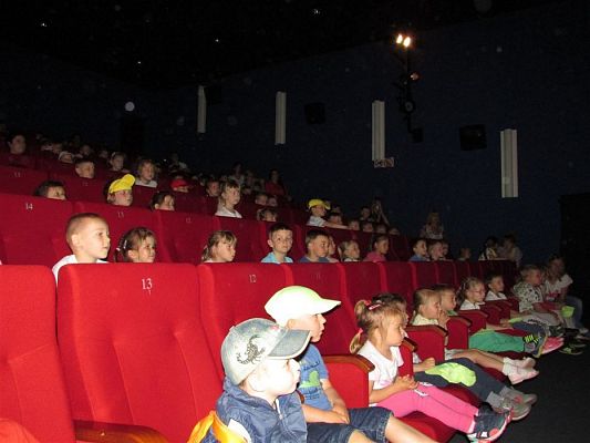 Grafika #19: 09.05.2018 Przedstawienie pt."Teatr magicznych baniek"