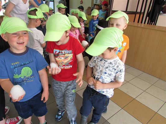 Grafika #75: 09.05.2018 Przedstawienie pt."Teatr magicznych baniek"