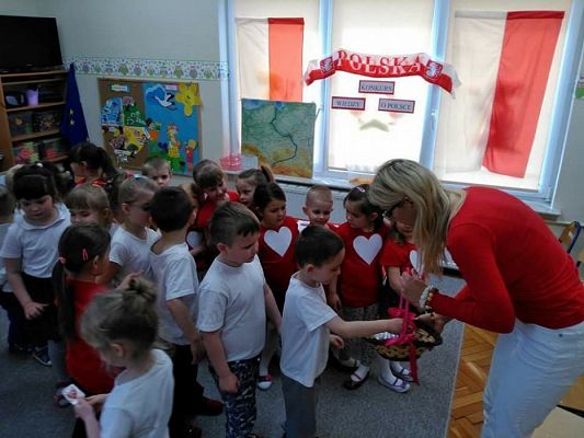 Grafika #5: 27.04.2018r. Cykl zajęć Polska moj kraj w gr. II