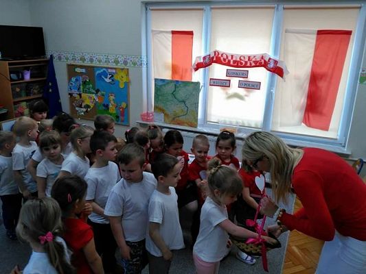Grafika #30: 27.04.2018r. Cykl zajęć Polska moj kraj w gr. II