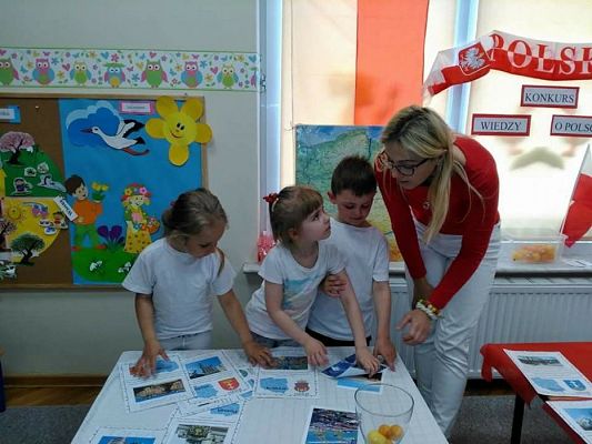 Grafika #47: 27.04.2018r. Cykl zajęć Polska moj kraj w gr. II