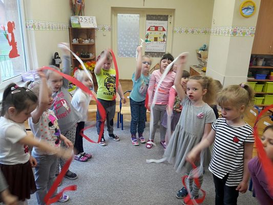 Grafika #64: 27.04.2018r. Cykl zajęć Polska moj kraj w gr. II