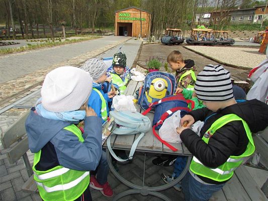 Grafika #30: 27.04.2018 Wycieczka do Parku Ewolucji w Sławutówku cz.I