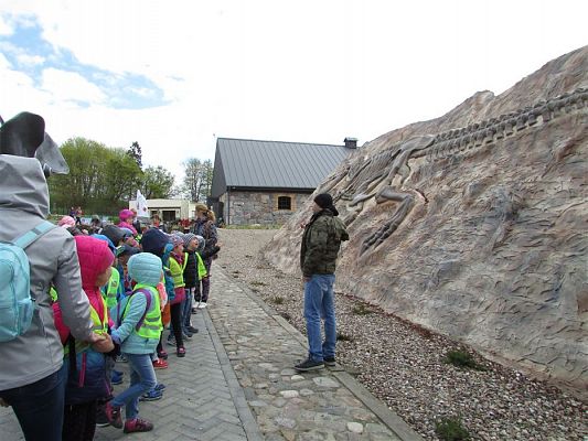 Grafika #37: 27.04.2018 Wycieczka do Parku Ewolucji w Sławutówku cz.I