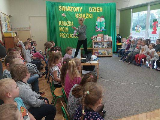 Grafika #6: 23.04.2018r. Światowy Dzień Książki