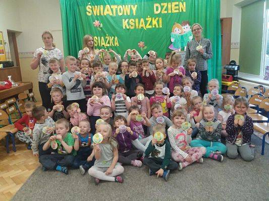 Grafika #42: 23.04.2018r. Światowy Dzień Książki