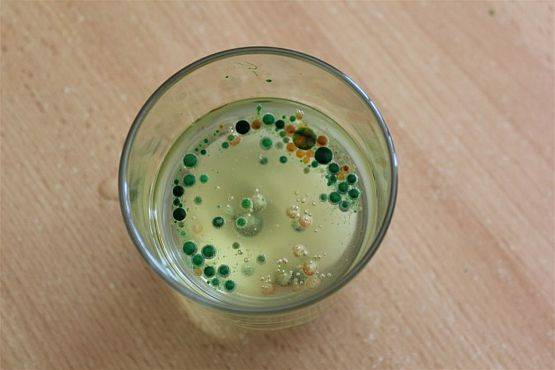 Grafika #53: Klub Odkrywcy - Wirujące kropelki