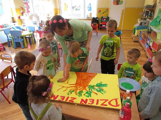 Grafika #39: 20.04.2018 Obchodzimy Światowy Dzień Ziemi cz.II