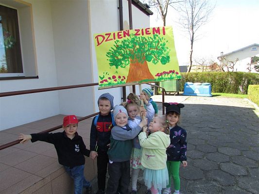 Grafika #115: 20.04.2018 Obchodzimy Światowy Dzień Ziemi cz.II