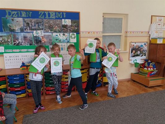 Grafika #2: 20.04.2018 Obchodzimy Światowy Dzień Ziemi cz.I