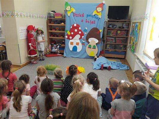 Grafika #10: 18.04.2018 Dzień Postaci z Bajek w naszym przedszkolu