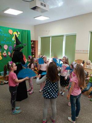 Grafika #36: 18.04.2018 Dzień Postaci z Bajek w naszym przedszkolu