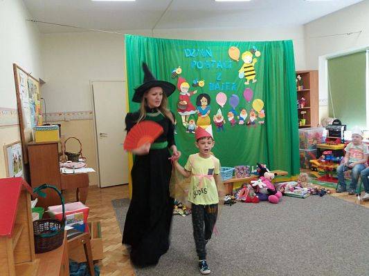 Grafika #40: 18.04.2018 Dzień Postaci z Bajek w naszym przedszkolu