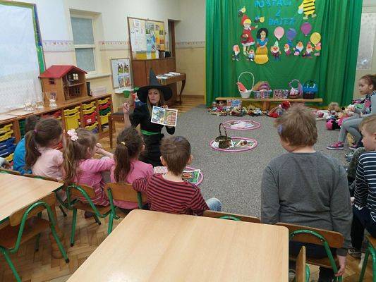 Grafika #55: 18.04.2018 Dzień Postaci z Bajek w naszym przedszkolu