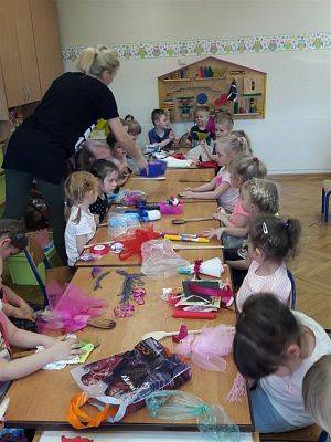 Grafika #74: 18.04.2018 Dzień Postaci z Bajek w naszym przedszkolu