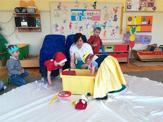 Grafika #101: 18.04.2018 Dzień Postaci z Bajek w naszym przedszkolu