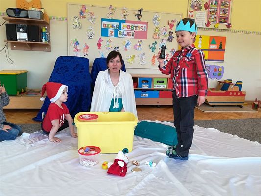 Grafika #104: 18.04.2018 Dzień Postaci z Bajek w naszym przedszkolu
