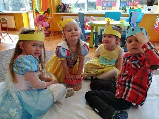 Grafika #109: 18.04.2018 Dzień Postaci z Bajek w naszym przedszkolu