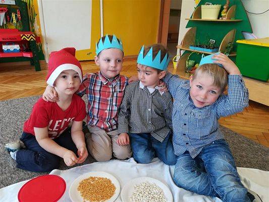 Grafika #114: 18.04.2018 Dzień Postaci z Bajek w naszym przedszkolu