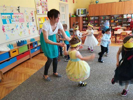 Grafika #126: 18.04.2018 Dzień Postaci z Bajek w naszym przedszkolu