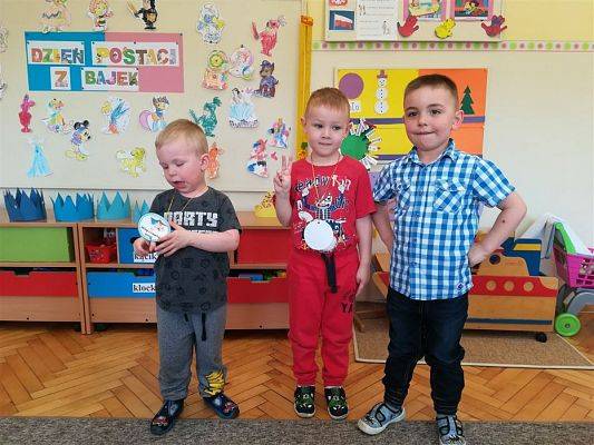 Grafika #129: 18.04.2018 Dzień Postaci z Bajek w naszym przedszkolu