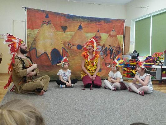 Grafika #27: 17.04.2018 Przedstawienie teatralne pt."Pipi Wędrowniczka"