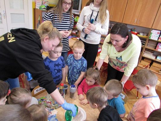 Grafika #8: 14.03.2018 Mali badacze-doświadczenia matematyczne w gr.I