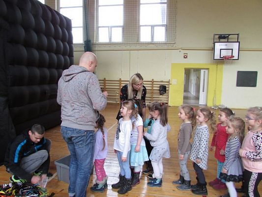 Grafika #0: 12.03.2018 Kino 3D - film "Żółwik Sami"