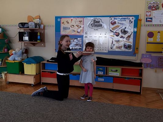 Grafika #12: 06.03.2018 Chciałbym być muzykiem.