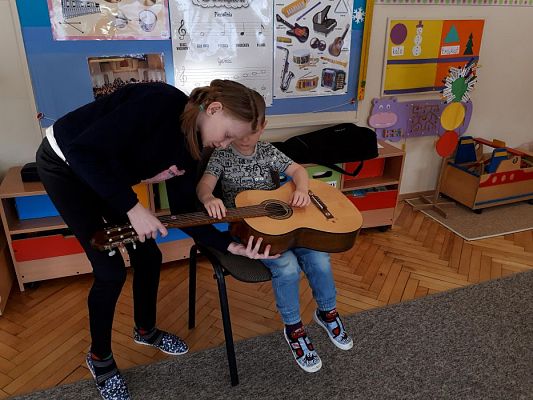 Grafika #16: 06.03.2018 Chciałbym być muzykiem.
