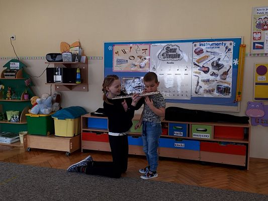 Grafika #20: 06.03.2018 Chciałbym być muzykiem.