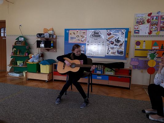 Grafika #30: 06.03.2018 Chciałbym być muzykiem.