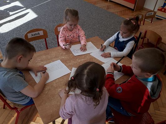 Grafika #34: 06.03.2018 Chciałbym być muzykiem.