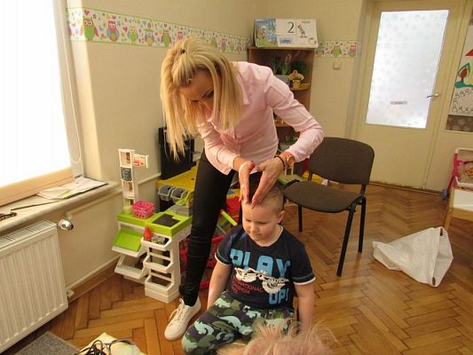 Grafika #21: 06.03.2018 Nasz salon piękności