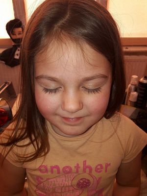 Grafika #34: 06.03.2018 Nasz salon piękności