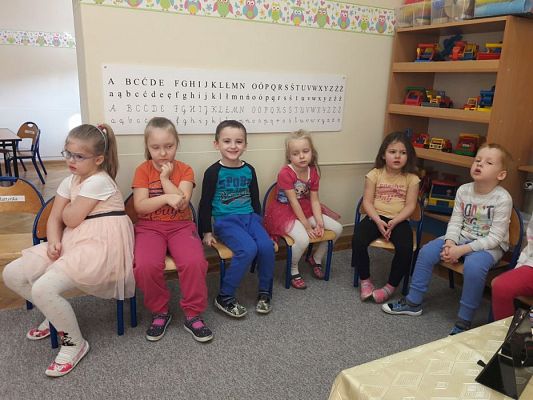 Grafika #36: 06.03.2018 Nasz salon piękności