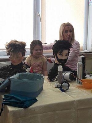 Grafika #67: 06.03.2018 Nasz salon piękności