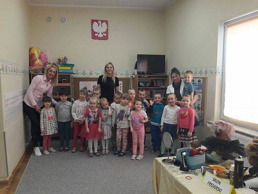 Grafika #68: 06.03.2018 Nasz salon piękności