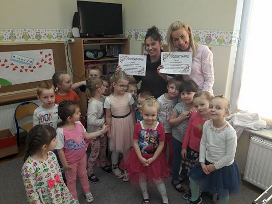 Grafika #71: 06.03.2018 Nasz salon piękności