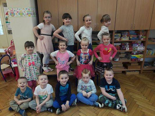 Grafika #72: 06.03.2018 Nasz salon piękności