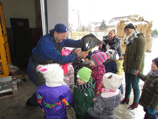 Grafika #17: 05.03.2018 Wycieczka do Zakładów Metalowych w Charbrowie