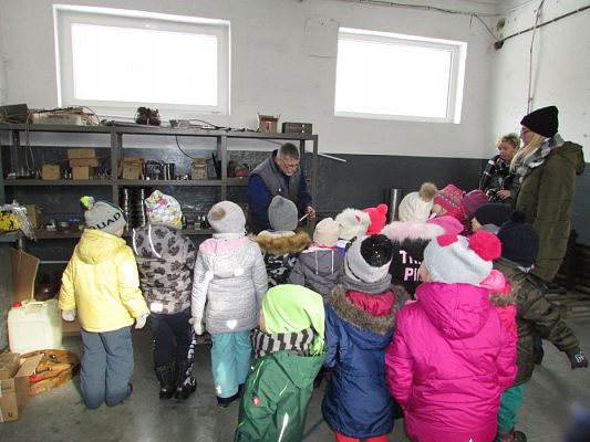 Grafika #32: 05.03.2018 Wycieczka do Zakładów Metalowych w Charbrowie