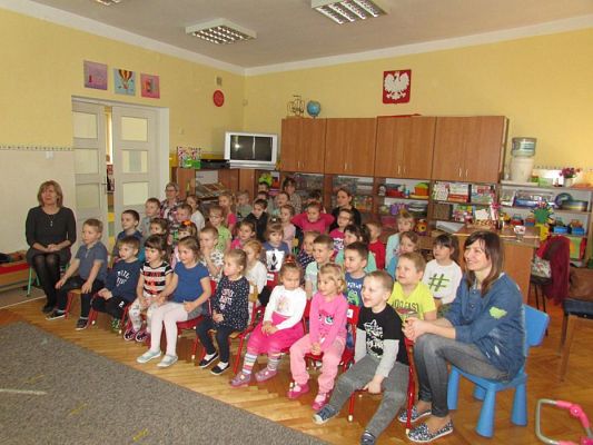 Grafika #0: 02.03.2018 Przedstawienie teatralne pt."Jasiu w krainie bajek"