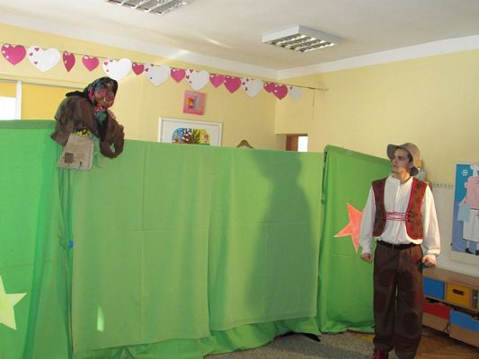 Grafika #5: 02.03.2018 Przedstawienie teatralne pt."Jasiu w krainie bajek"