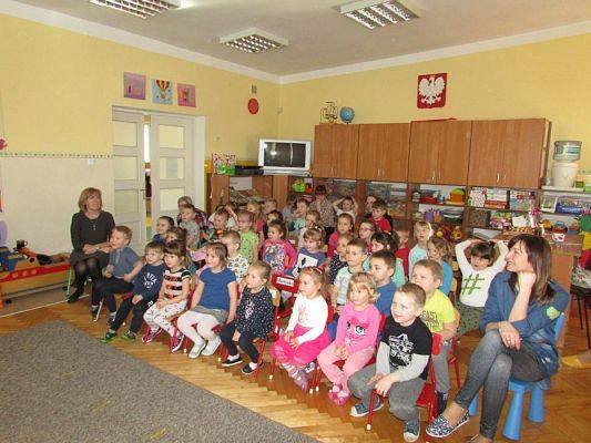 Grafika #8: 02.03.2018 Przedstawienie teatralne pt."Jasiu w krainie bajek"