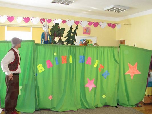 Grafika #13: 02.03.2018 Przedstawienie teatralne pt."Jasiu w krainie bajek"